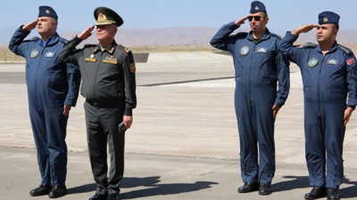 Türk Ordusu savaşın eşiğindeki ülkede: ‘Düşmanlara güçlü bir mesaj verilecek’