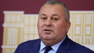Cemal Enginyurt MHP'den ihraç edildi