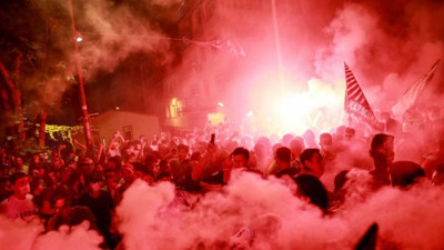 Fatih Karagümrük taraftarından muhteşem şampiyonluk kutlaması