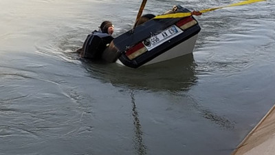 Şanlıurfa'da korkunç kaza! Amca ile yeğen sulama kanalına uçtular