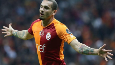 Maicon, Galatasaray'a veda etti