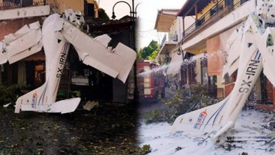 Facia ucuz atlatıldı! Dala çarpan acemi pilot evlerin üzerine düştü