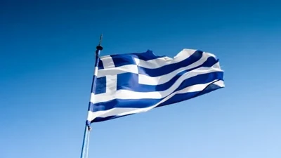 Yunanistan'da kabineye korona revizyonu