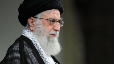 İran lideri Hamaney'den Lübnan'a taziye mesajı