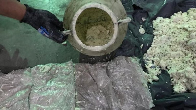 Otlu peynirlerin arasında 15 kilo eroin!