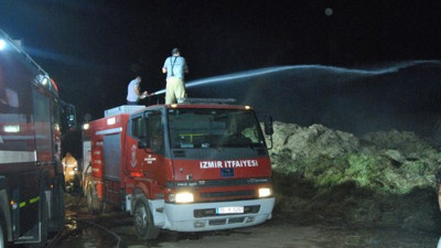 İzmir'de çiftlik yangını! Tonlarca saman yandı