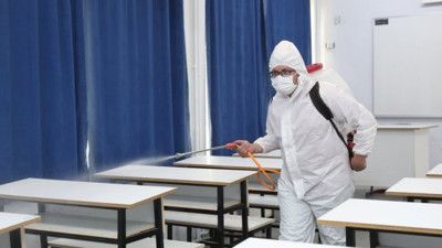 Veliler paraları ödemeye başladı ama Bilim Kurulu uzaktan eğitimde ısrarlı! Özel okullar muamması