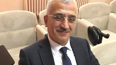 Atatürk’e hakaret eden AKP’liye bir koltuk daha, haddini aştıkça prim yapıyor