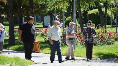 65 yaş üzerine yasak yine yasak geldi!