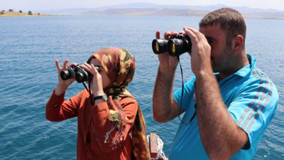 Dürbünle canavar aradılar