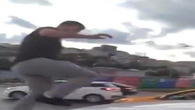 Vali Yerlikaya açıkladı, kadın sürücüye saldıran maganda gözaltında