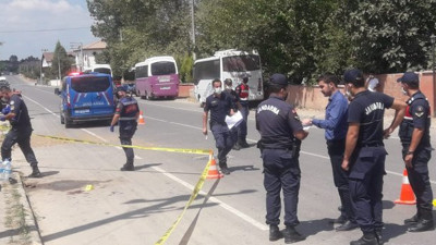 2 kardeşten birini öldürdü diğerini yaraladı! Son duasını yapan imamı tutukluluk yapan tabanca kurtardı