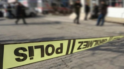 Tartıştığı babası ve babaannesini tüfekle vurdu