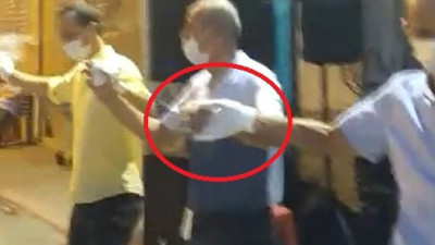 “Tavuk alma” değil adeta “korona alma” etkinliği, yeni moda eldivenli ve maskeli halay