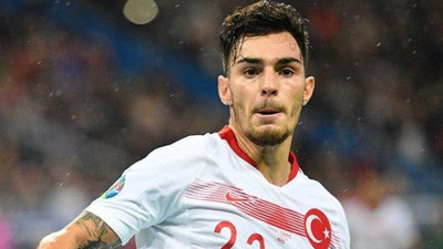 İtalyan ekibi, milli yıldız Kaan Ayhan'ın transferini resmen açıkladı