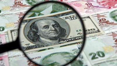 Merkez Bankası'da çare olamadı! Dolar karşısında TL mum gibi eriyor