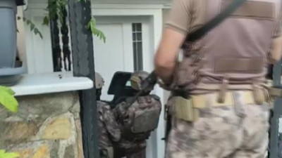 Özel harekat koçbaşıyla girdi: Neye uğradıklarını şaşırdılar