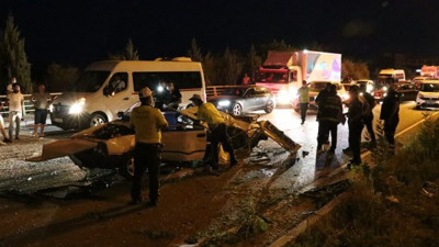 Karabük'te otomobil kamyonetle çarpıştı! Kaza olmasaydı otomobilinin çalındığından haberi yoktu