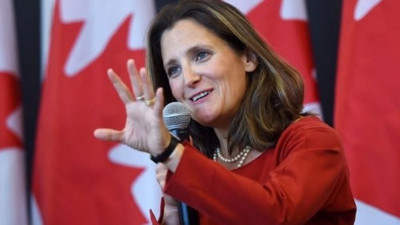 Kanada'da ilk kez bir kadın maliye bakanı oldu