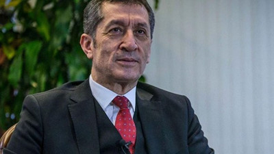 Sosyal medyadan Milli Eğitim Bakanı Ziya Selçuk'a şok istifa çağrısı