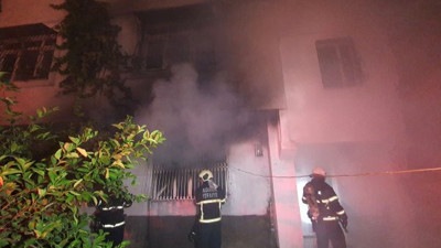 Adana'da pencereden girip eve ateşe verdiler!