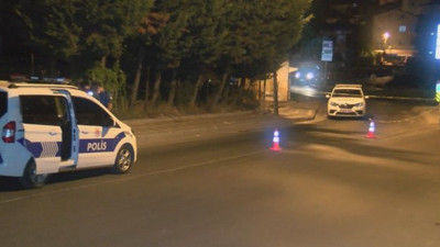 İstanbul Ümraniye'de kaldırımda oturanlara ateş açtılar