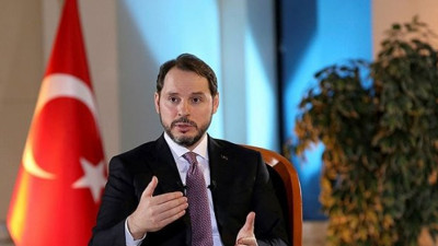Berat Albayrak canlı yayında fıkra anlattı
