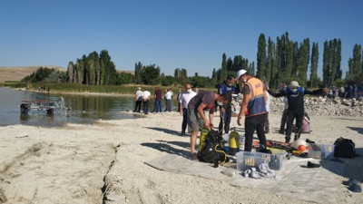 Kızılırmak'ın azgın suları kardeşleri ayırdı