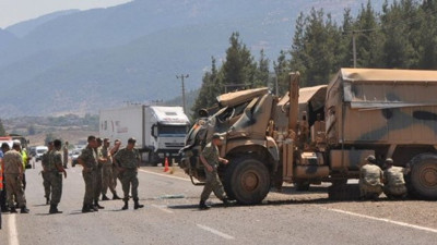 Rus-ABD askeri araçları Suriye'de çarpıştı: 4 yaralı