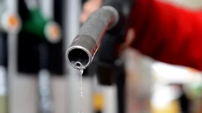 Araç sahipleri dikkat. Benzine indirim geliyor