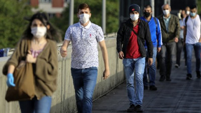 Türk bilim insanı, 'Büyük hazırlık yapın' diyerek, salgının bitiş tarihini verdi
