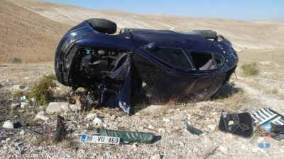 Sivas'ta otomobil devrildi! 1 kişi öldü, 2 kişi yaralandı