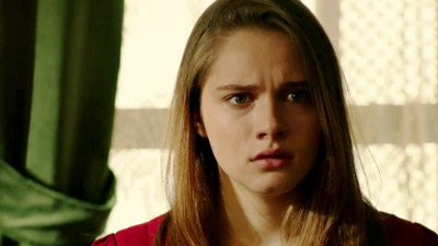 Miray Daner'den şaşkına çeviren imaj değişikliği! Sosyal medyayı ikiye böldü...