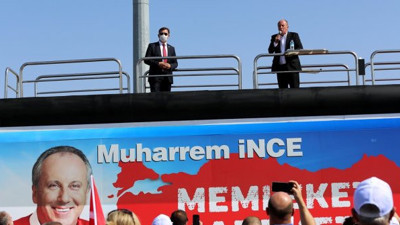 Muharrem İnce AKP'yi eleştirince A Haber ters köşe oldu! Apar topar yayını kestiler