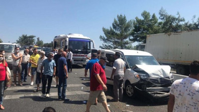 Muğla'da zincirleme kaza: 5 araç hasar gördü, 5 km kuyruk oluştu