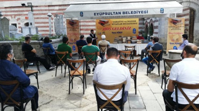 Tarihi kitaplar, müzayedede alıcısını buldu