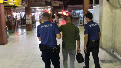 Bu kadarına da pes! Hem de şehirler arası otobüste yaşandı! Senin anan bacın yok mu?