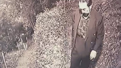 Adnan Oktar ve kedicikleri gizli tünelden inip patika yoldan böyle kaçmış… İki yıl sonra ortaya çıktı