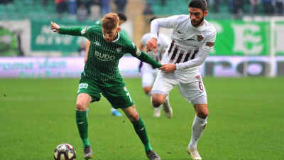 Bursaspor teknik direktörü Er'den Kubilay ve Burak hakkında açıklama