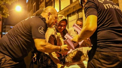 Ufak çocuk itfaiyeyi alarma geçirdi! Fıkra gibi olay