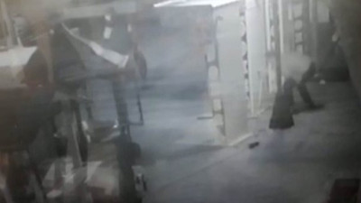 Boks makinelerinden bozuk para hırsızlığı