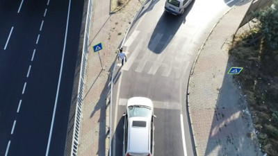 Fıkra gibi yaya geçidi! Burası Karadeniz değil İstanbul