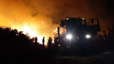 Akdeniz yanıyor! Yine yangınlar belirlenemeyen nedenle çıktı