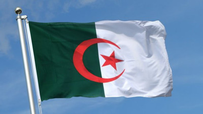 Cezayir'de anayasa değişiyor