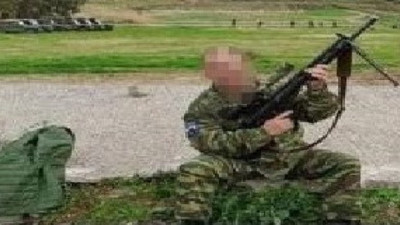 Yunan askerinden dehşete düşüren mülteci paylaşımı