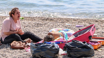Plaja korona virüs baskını! 'Ölmek istemiyorum' feryadı yürek parçaladı