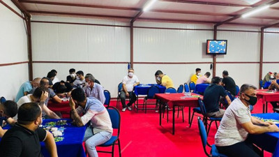 Kumarbazların ceplerindeki para cezayı ödemeye yetmedi