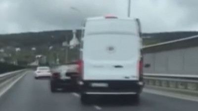 Magandalığın adı eğlence oldu! Hem kendi hem başkasının canını tehlikeye attı