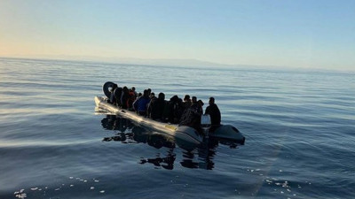 Akdeniz'de göçmenleri taşıyan bot battı : En az 24 ölü