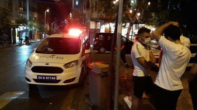 İstanbul'da kaldırımda oturanlara motosikletli 2 kişi ateş açtı!